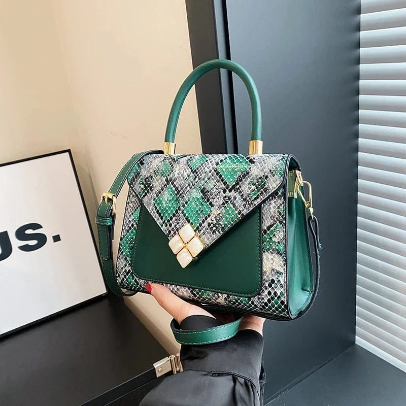 Wholesale New Fashion Handbags 2024 Light Lady Snake Pattern Square Bags Lady Design Purses For Woman