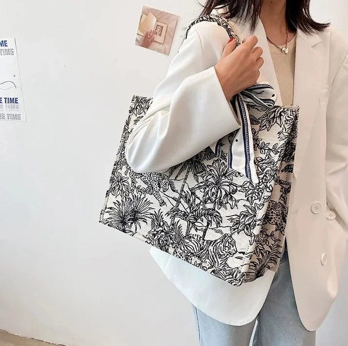 Wholesale New Fashion Large Handbags With Scarf 2024 Light Lady Tote Bags Lady Design Purses for women