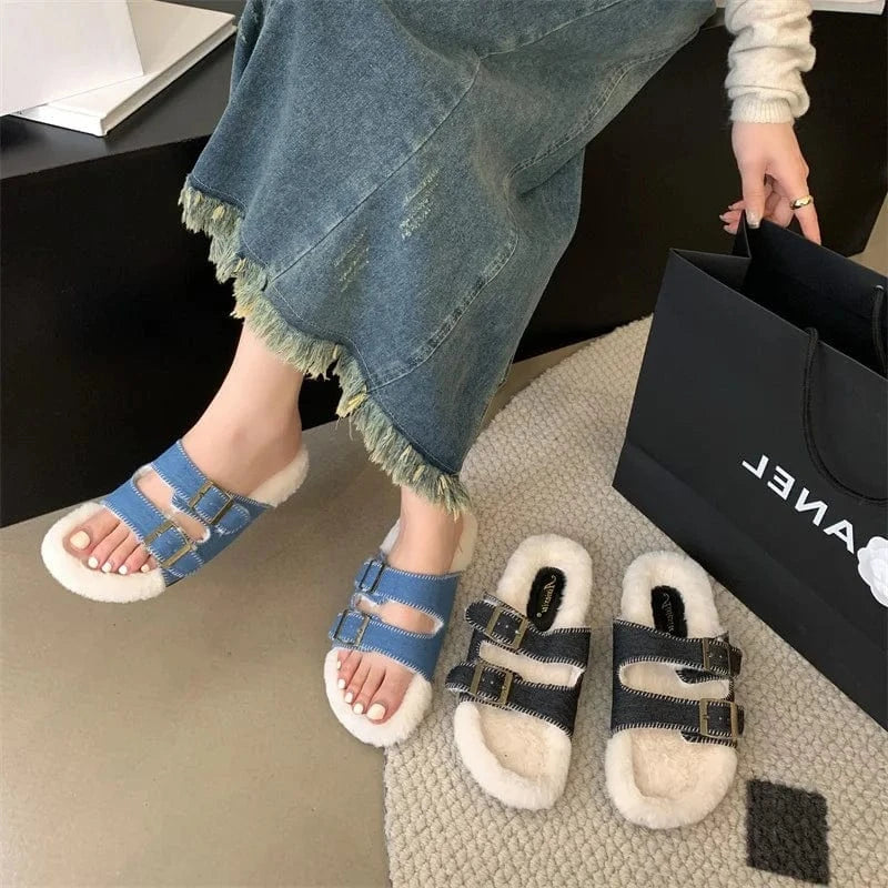 Woman Plush Slippers 2024 Casual Flats Furry Slides Winter Comfort Warm Bedroom Shoes Ladies Luxury Designer Home Cotton Boots