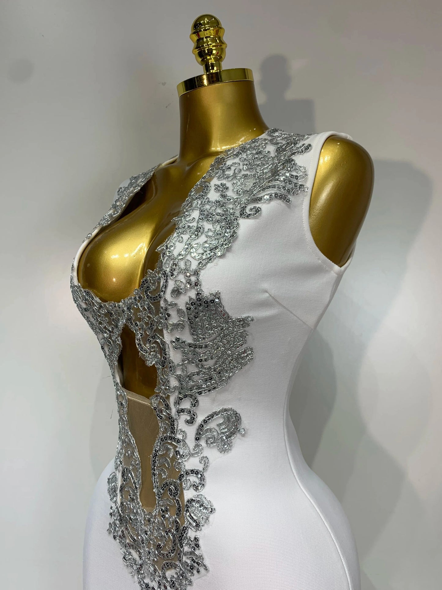 Women 2025 Sexy V Neck Cut Out Short Bandage Dress Silver Sequin White Elegant Luxury Birthday Party Club Wedding Vestidos