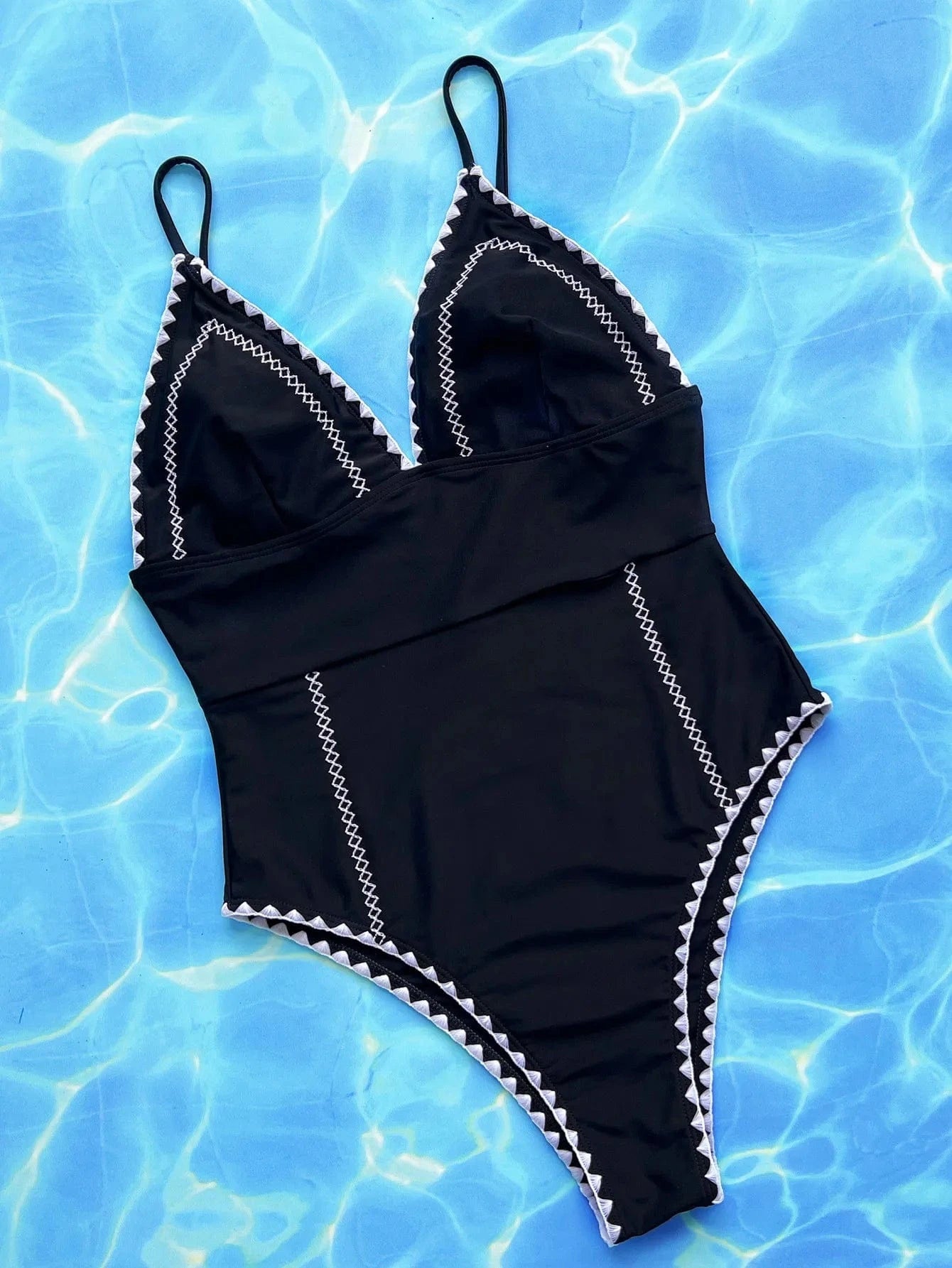 Women Beachwear Sexy Saw Tooth Swimwear 2024 Latest Design Hot Sale One Piece Swimsuit Best Quality Custom made logo Monokini