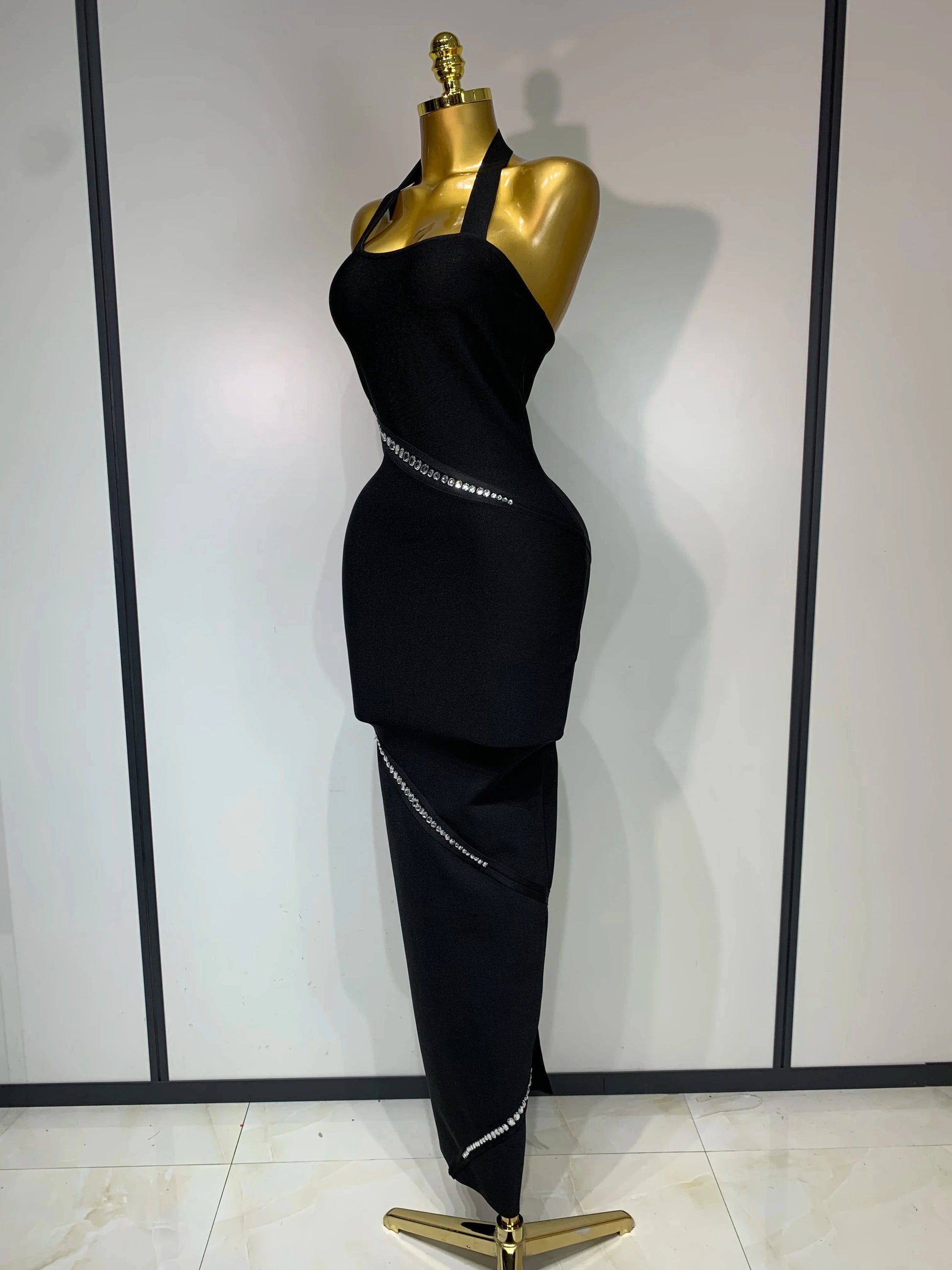 Women Celebrity Sexy Backless Halter Black Crystals Bandage Dress 2025 Knitted Elegant Evening Club Party Luxury Birthday Dress