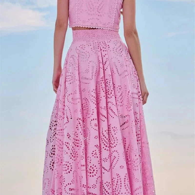 Women Hollow Out Sleeveless Embroidery Two-Piece Set 2025 O-Neck Blouse + Lace Pockets Skirt beach New Two Piece Set