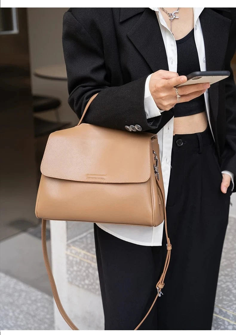 Women's Cowhide Genuine Leather Shoulder Bag Female Fashion Luxury Designer Handbags Ladies Commuting Large Capacity Bucket Bags