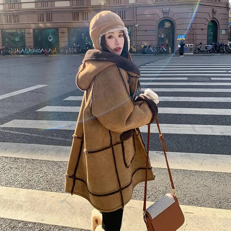 Women's Fur Integrated 2024 New Winter Thick High-end Loose Imitation Suede Coat Female Korean Hooded Maillard Lamb Fur Coat,