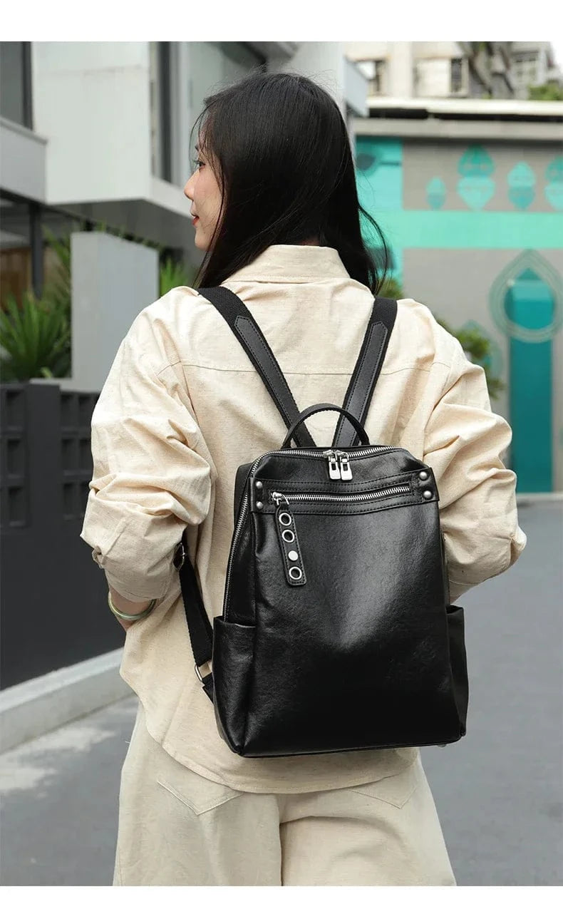 Women's Natural Cow Leather Backpacks Lady Cowhide Design Large Capacity Bags Female Retro Fashion Versatile Backpacks Ladies