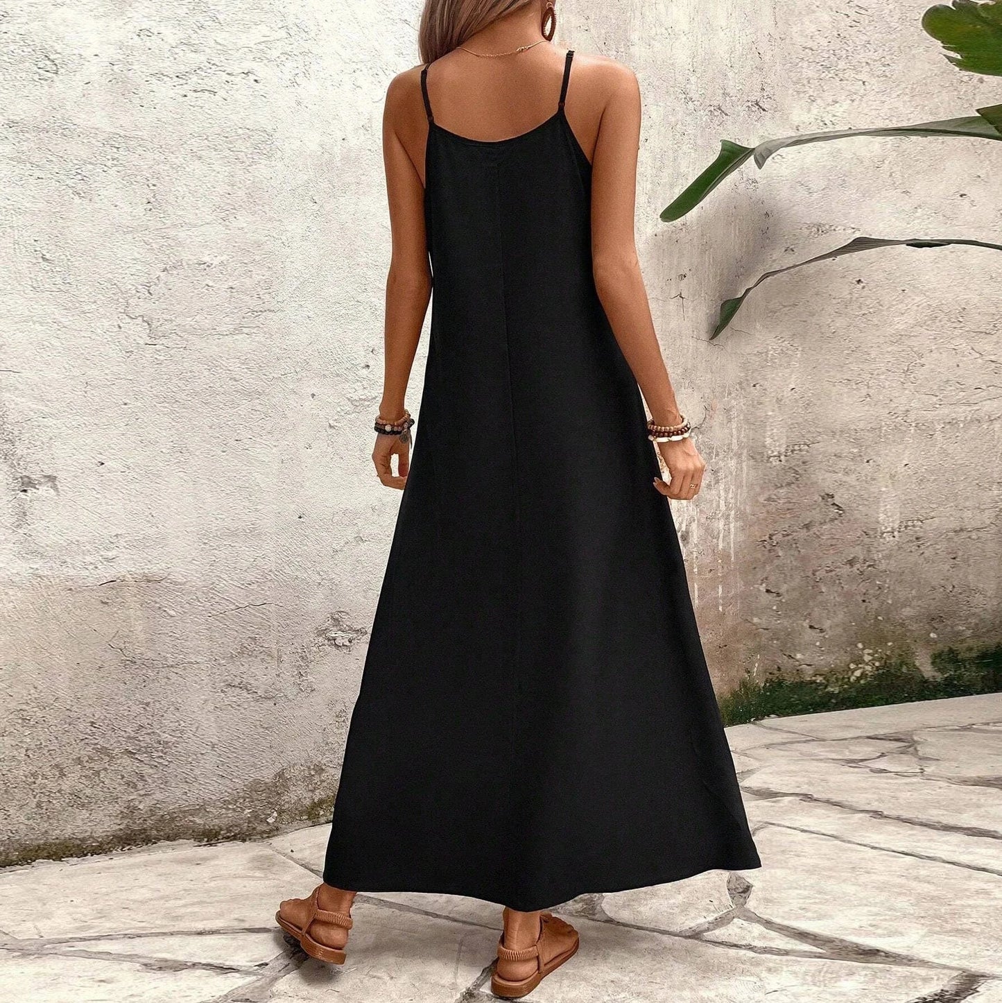 Women's summer ultra long halter dress, stylish color leaf print, V-neck sleeveless, side pocket, adjustable shoulder length, pe