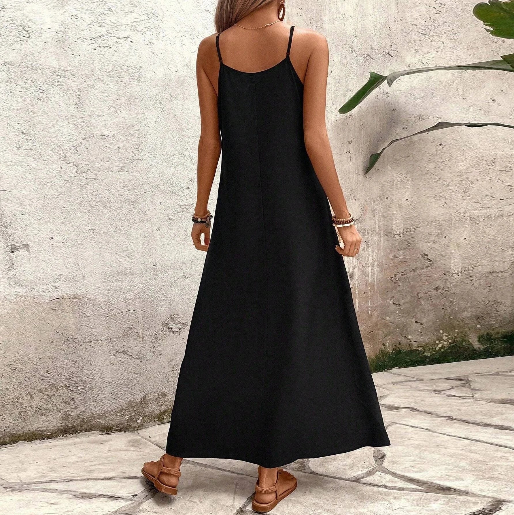 Women's summer ultra long halter dress, stylish color leaf print, V-neck sleeveless, side pocket, adjustable shoulder length, pe