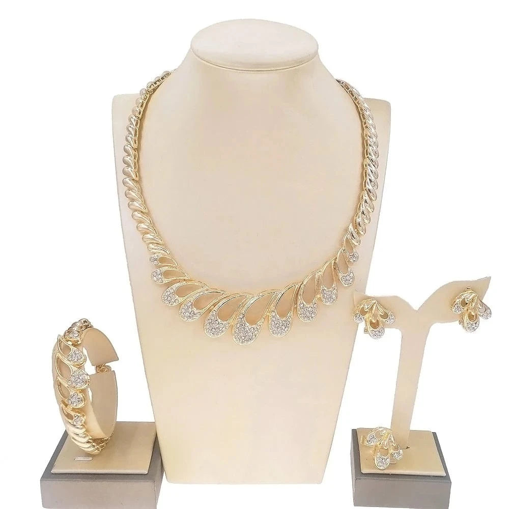Zhuerrui Brand Designer Hot Selling Jewelry 18k Gold Wedding Jewelry Set Accessories Big Brazilian Gold Jewelry Sets HC10026