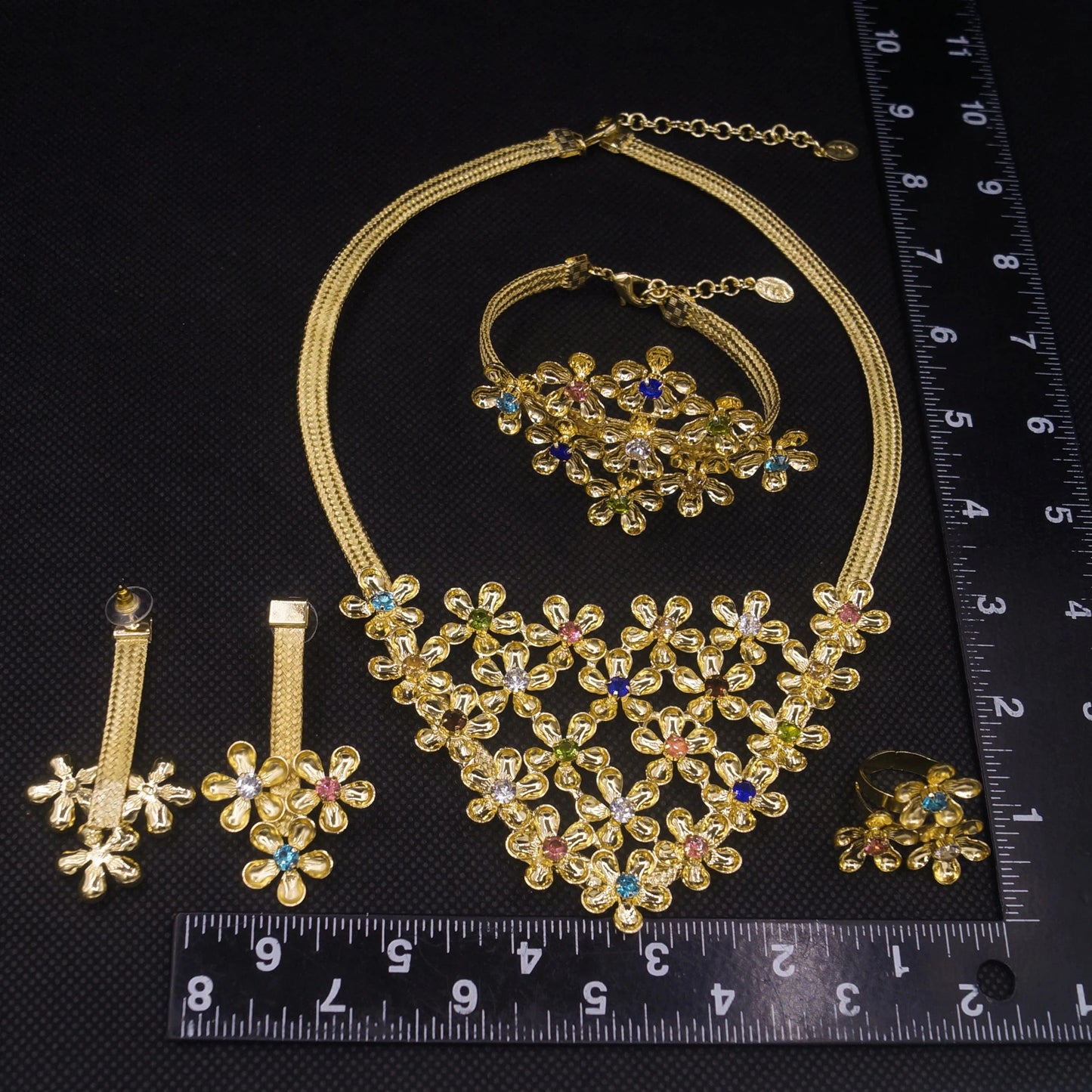 Zhuerrui Flowers Brazilian Gold Jewelry Set Nigerian Woman Wedding Party Favor Luxury Crystal Colored Brass Jewelry Sets H20132