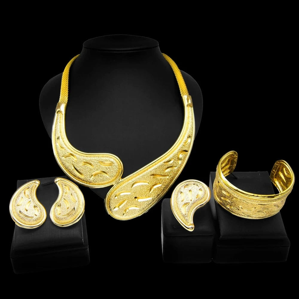 Zhuerrui Snake Necklace Brazilian Gold Jewelry Set Big Bangle Earrings Fashion Jewelry Dubai Ladies Wedding Jewelry Sets H00188