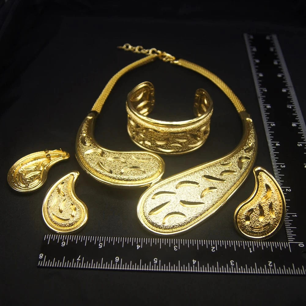 Zhuerrui Snake Necklace Brazilian Gold Jewelry Set Big Bangle Earrings Fashion Jewelry Dubai Ladies Wedding Jewelry Sets H00188