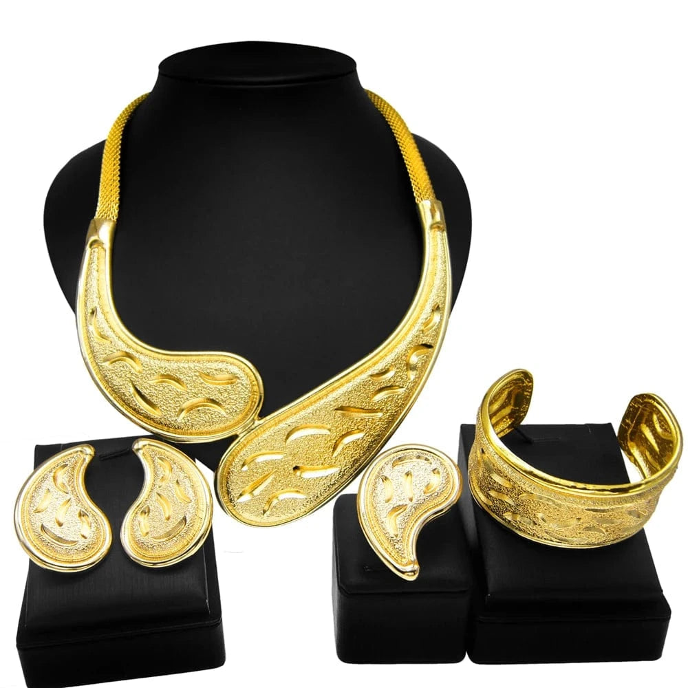 Zhuerrui Snake Necklace Brazilian Gold Jewelry Set Big Bangle Earrings Fashion Jewelry Dubai Ladies Wedding Jewelry Sets H00188
