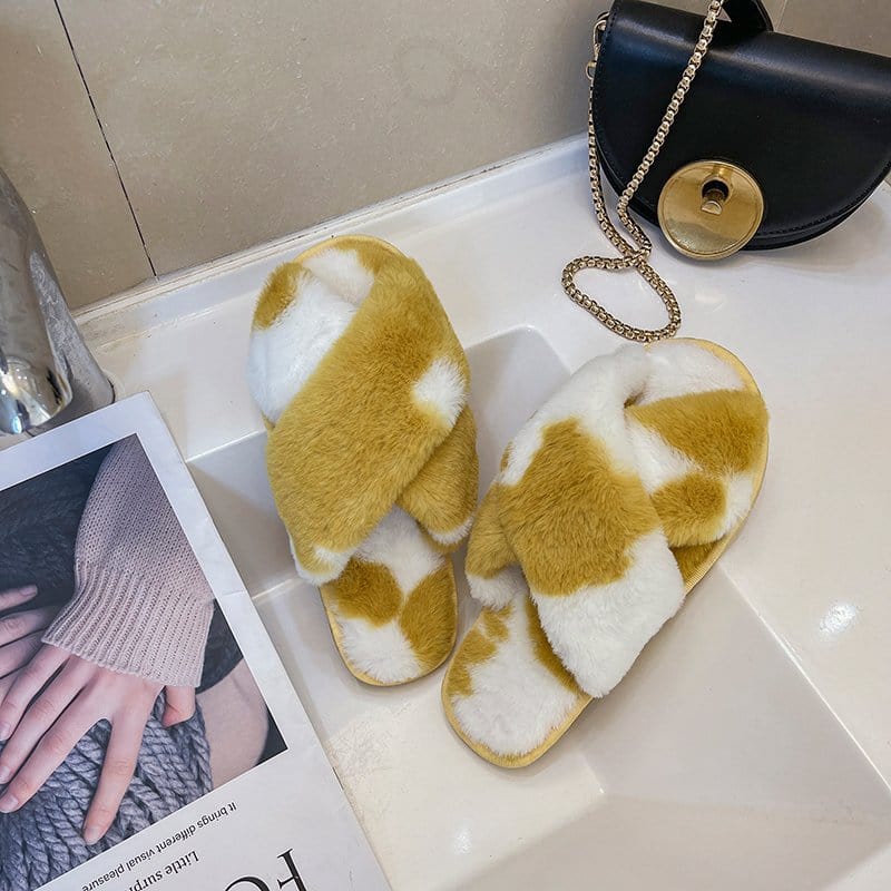 10.5 (EUR Size 42-43) / Yellow New Design Luxury Mixed Colors Furry Warm Women Slippers Cross Strap Round Toe Open Toe Softy Sole Plush Sandals