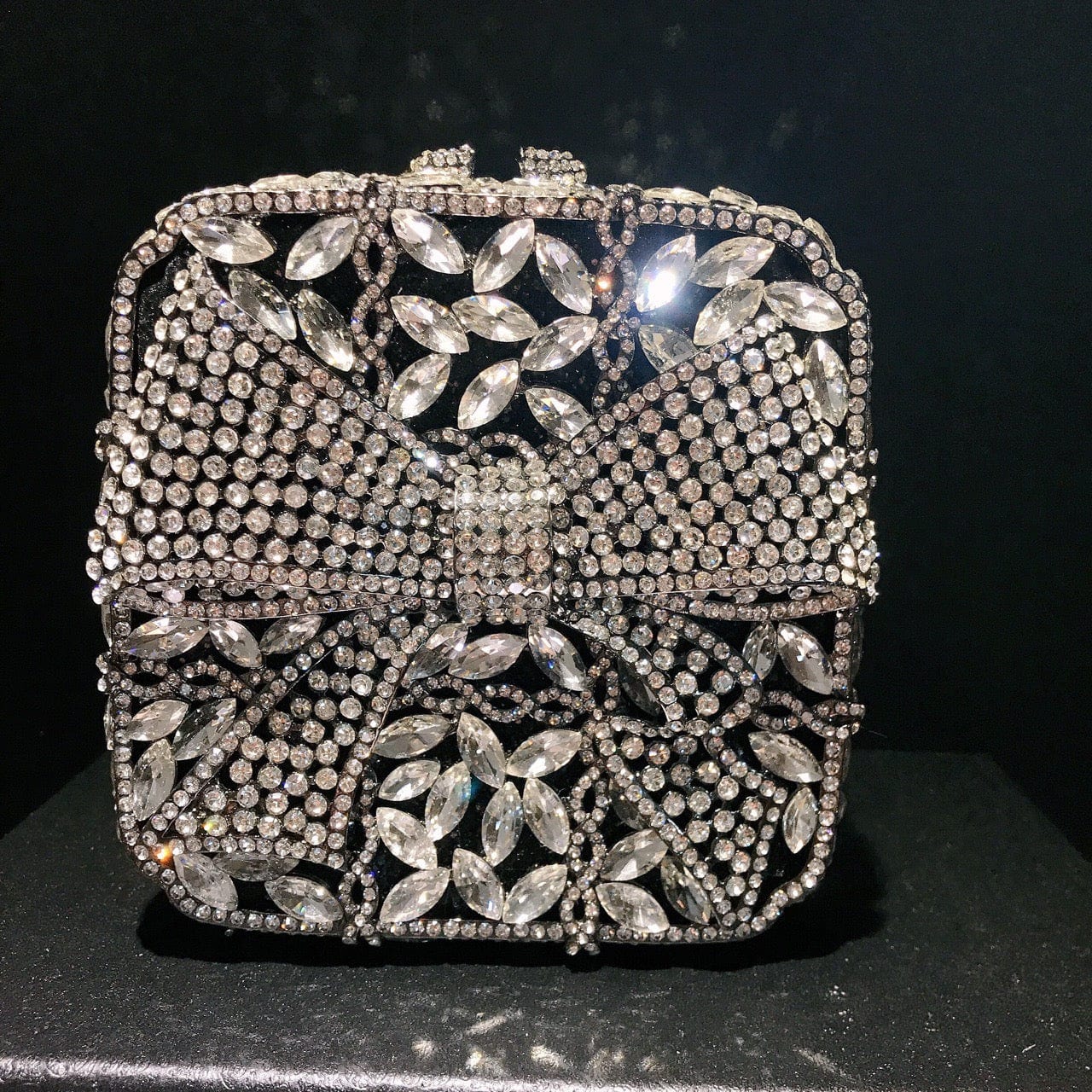 13X13X7CM / Gun Luxury Female Women Evening Clutch Rhinestone Bag Square Bow Bling Evening Diamond Crystal Small Bridal Bag Clutch