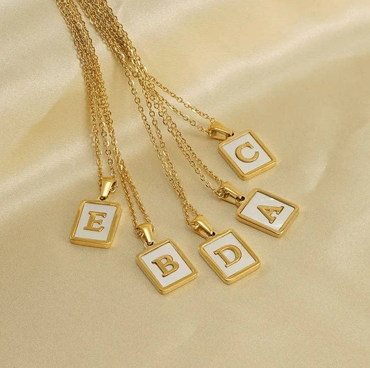 18K Gold plated  letter necklace shell necklace Colored shell women high quality name necklace personalised