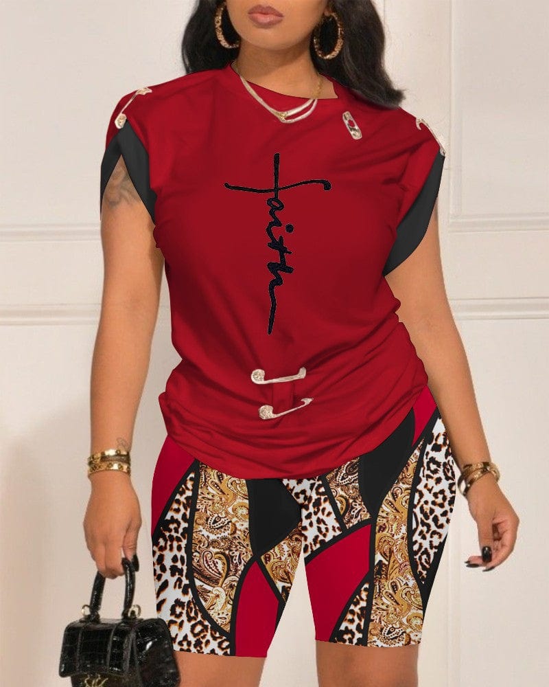 2 XL / 4. Plus size women's set digital printed blessed t shirts with pin summer camouflage shorts 2 piece set women active wear