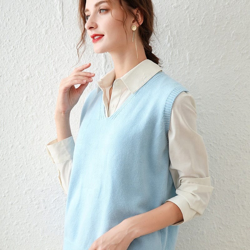 2022 Autumn And Winter New Vest Jacket Women's Sleeveless Sweater Knitted Pullover V-Neck Outer Wear For Women