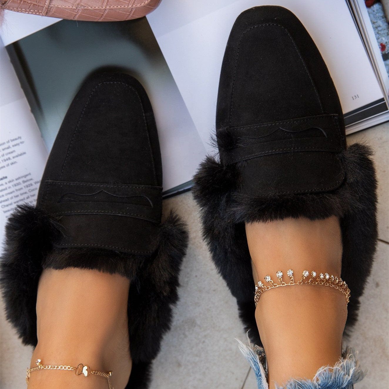 2022 Factory Wholesale Winter Printed Fluffy Fur Slippers Fashion Warm Furry Famous Brand Fuzzy Flat Slides Sandals for Women
