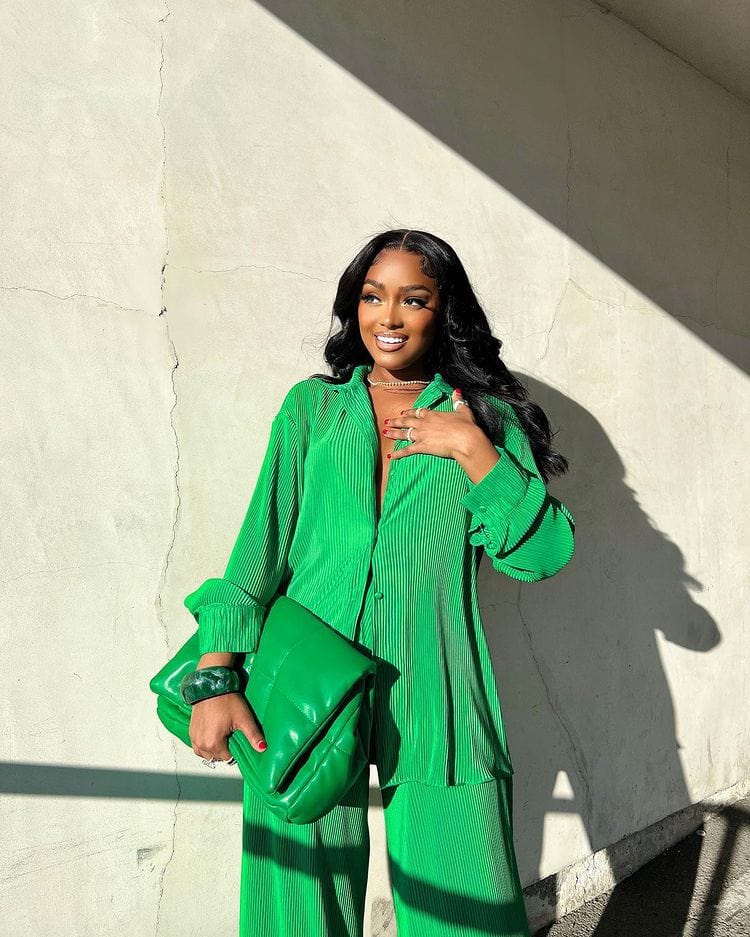 2022 Hot selling Women Spring Casual set Sexy Pleated Loose long sleeves Casual Multicolor Suit