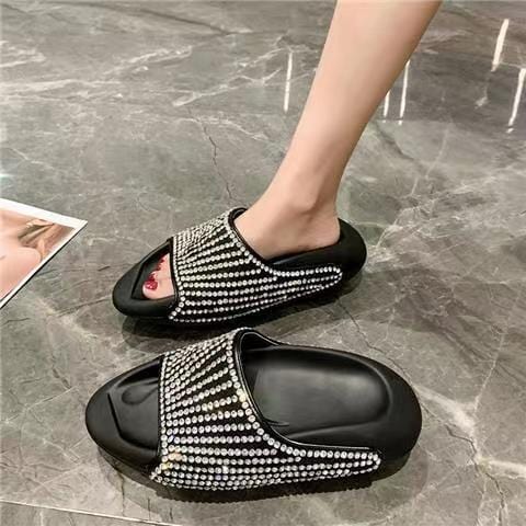 2022 Hot Style Stylish inverted triangle High quality Sexy slippers For Lady flat famous brand sandal slides slippers