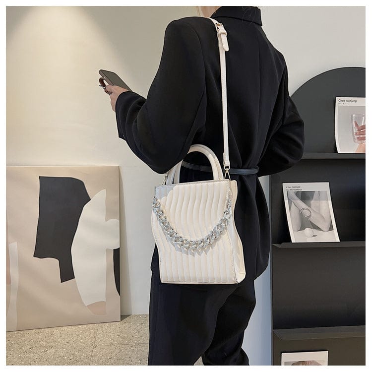 2022 New Fashion Small Chain Shoulder Bags for Women Striped PU Leather Handbag Ladies Messenger Bag