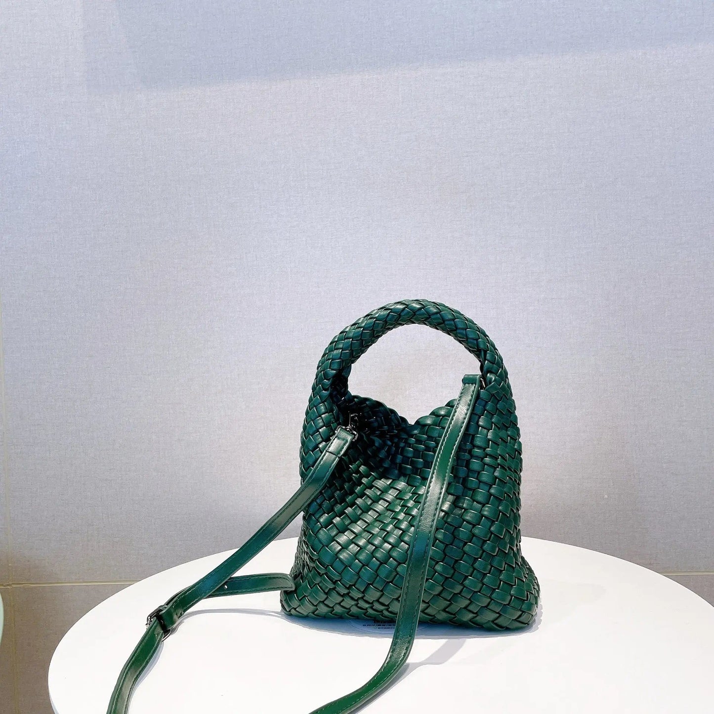 2022 New Korean Online Celebrity Mother-in-law Bag Soft Leather Woven Large-capacity Tote Bag