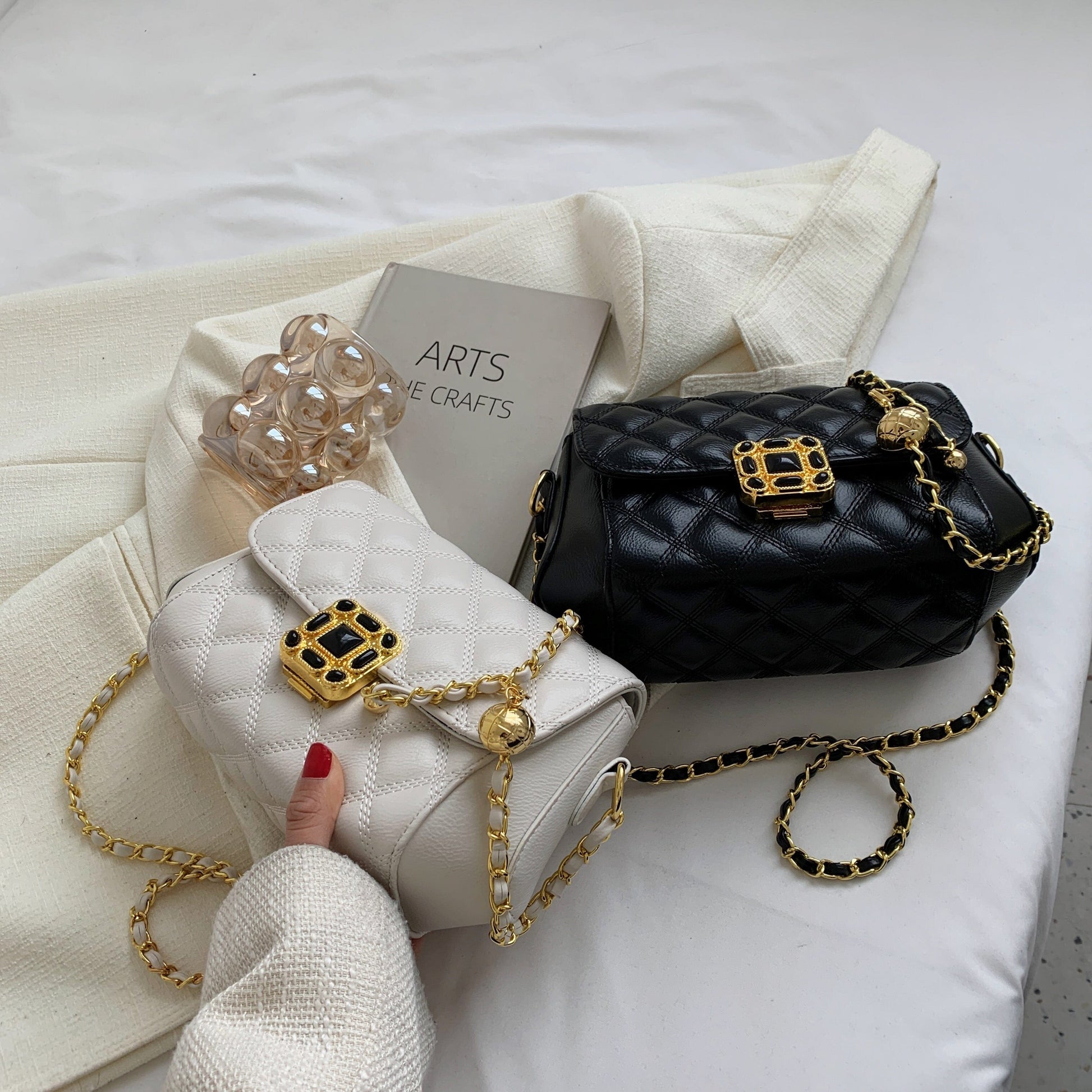 2022 Quilted Leather Ladies Crossbody Pocketbooks Handbags Luxury Designer Big Purses And Handbags