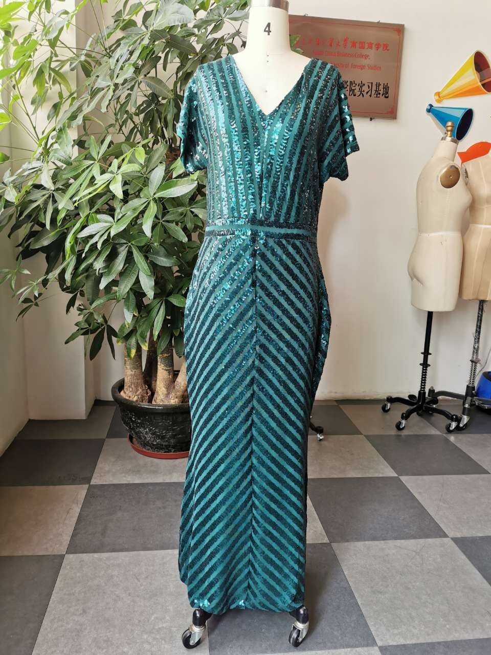 2022 Sexy Fashion Plus Size Women Clothing Lady Deep V Neck Lace Prom Dress Long Sleeve See Through Lace Dress Xl-6xl