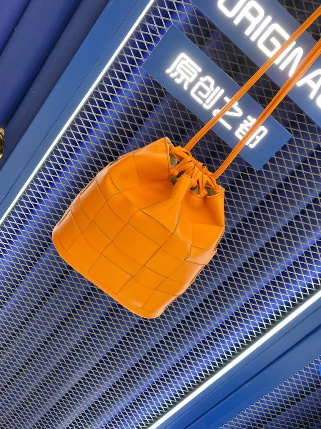 2022 Spring Winter Genuine Leather Bucket Handbag Famous Luxury Purse Handbag For Women