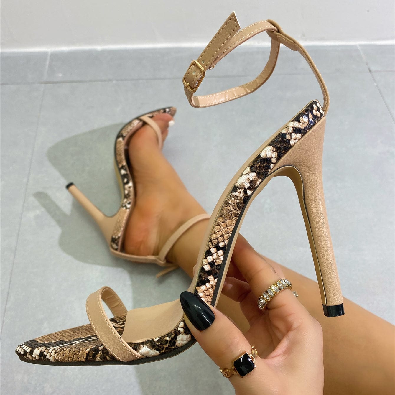 2023 Brand New Sexy High Heel Women's Shoes White Yellow Apricot Snakeskin High Heel Sandals 42