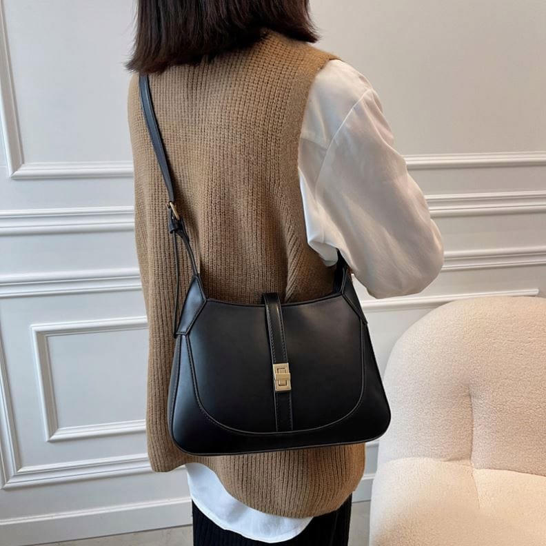 2023 Factory wholesale Popular Handbags Girls shoulder underarm Purses Young Lady New Simple Hand bags