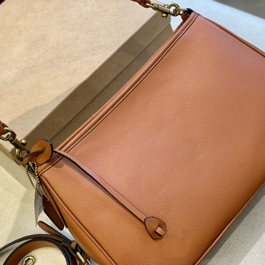 2023 Fashion Famous Brand Bags Luxury Delicately Casual Designer Handbags For Girls