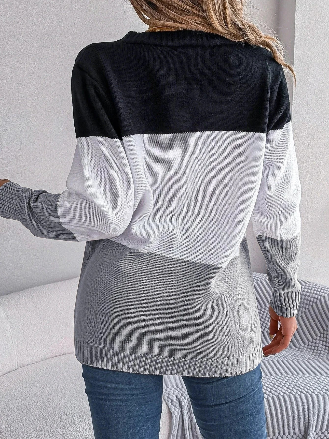 2023 Hot Sale Women Autumn and Winter Single Breasted Cardigan V-neck Sweater Long Sleeve Casual Loose knitted Sweater