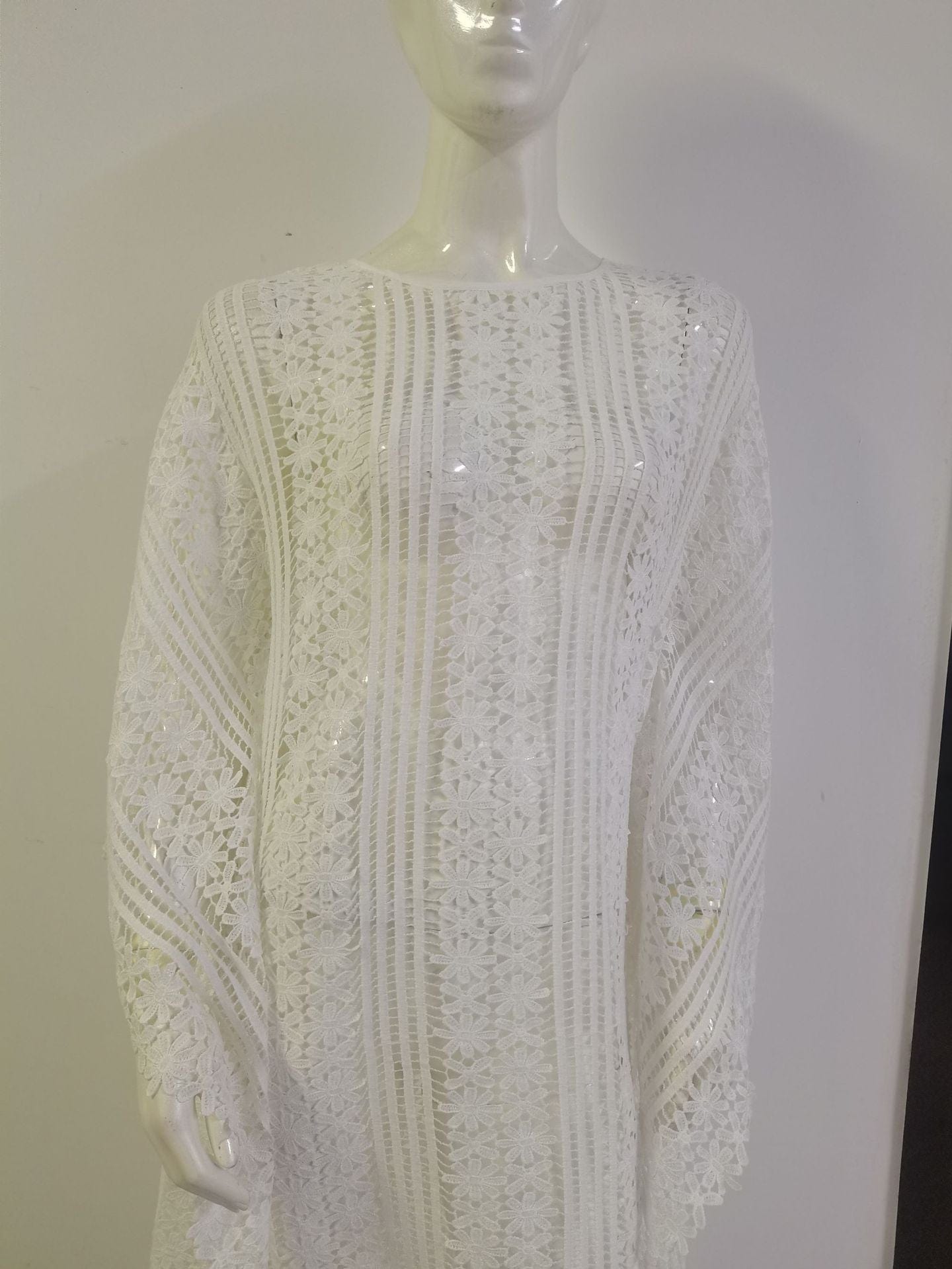 2023 Hot selling round neck pullover loose waist plus size white robe dress