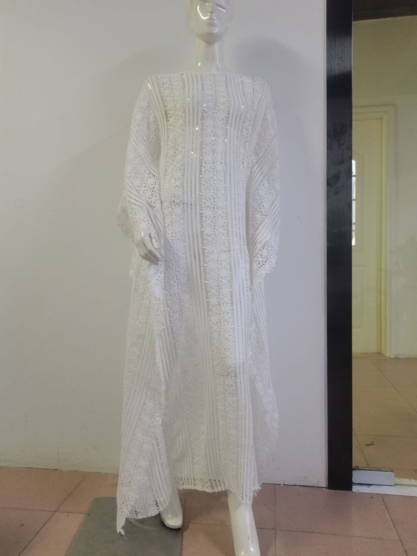 2023 Hot selling round neck pullover  loose waist plus size white robe dress