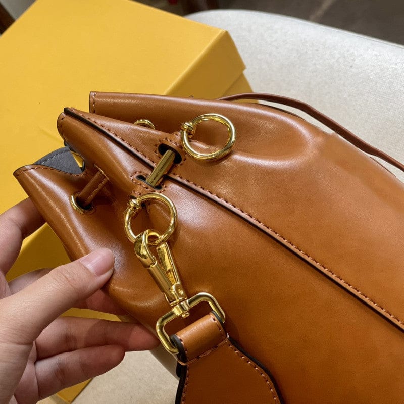 2023 New custom logo designer famous brands large bags summertime leather handbags