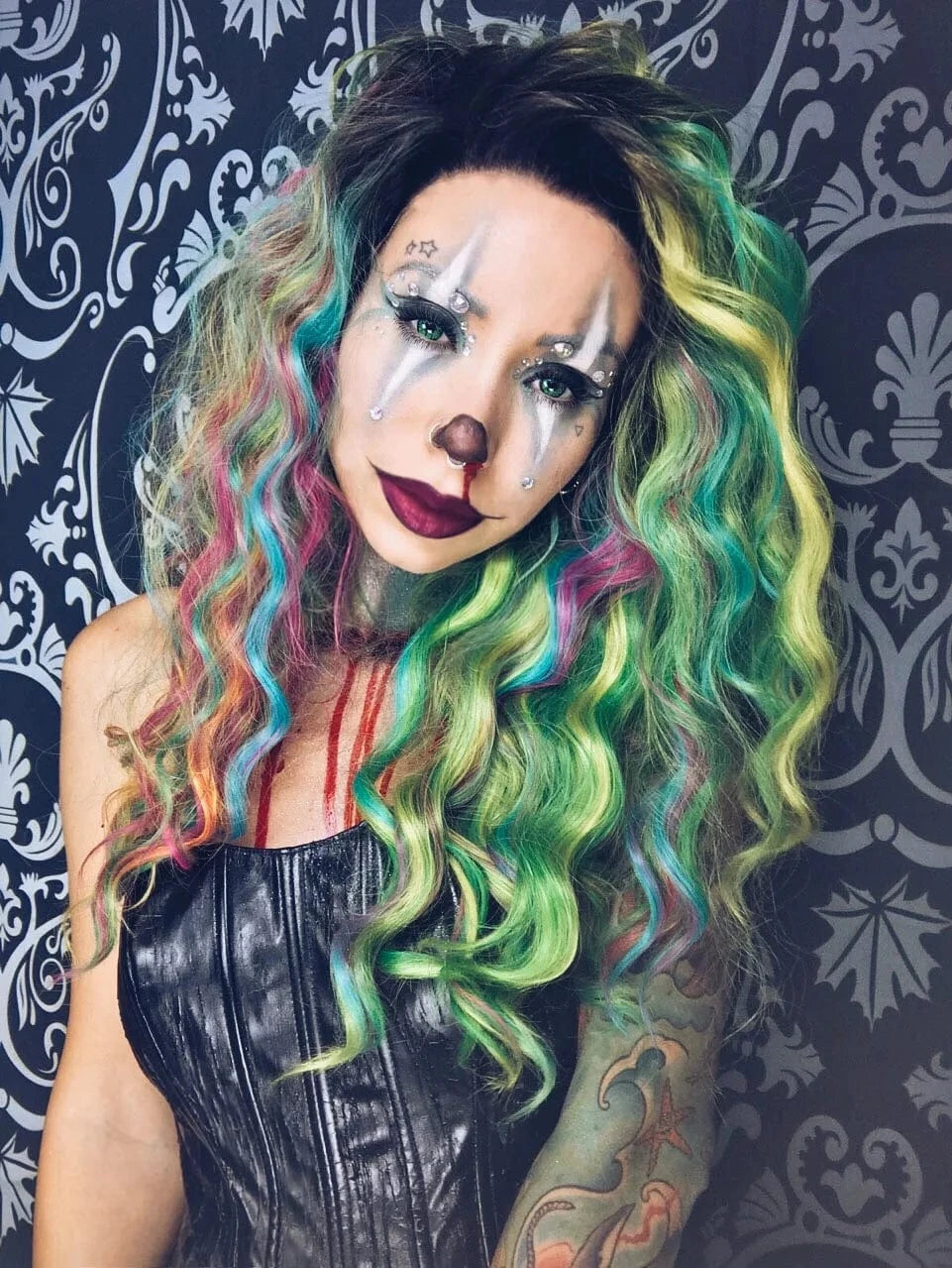 22 Inches / N32-C114-GL Celebrity 22inch dyed highlights curly Wig Cosplay Premium Synthetic Wigs Futura Heat Resistant Synthetic Hair Wig