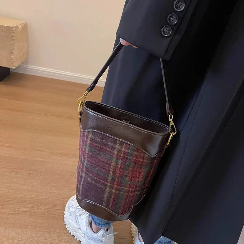 22x21x15cm / Coffee Winter Woolen Checkered Print Shoulder Bag Ladies Fashion Crossbody Bucket Bag For Women Designer Handbag Small Tote Bag