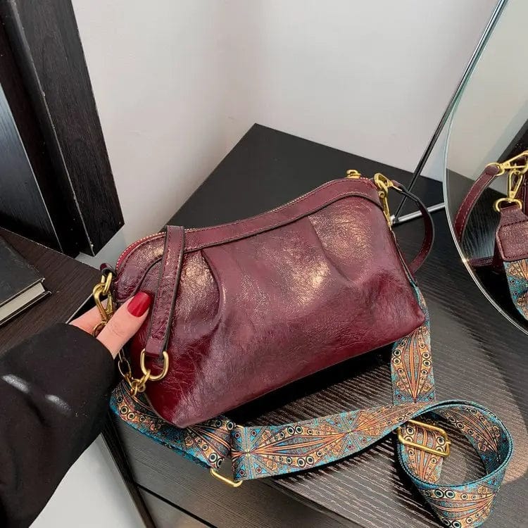 23x14x9cm / Red Oil Wax PU Leather Cross Body Small Bag for Women Fashionable and Versatile Shoulder Ruched Hand Bag Ladies Casual Phone Bag