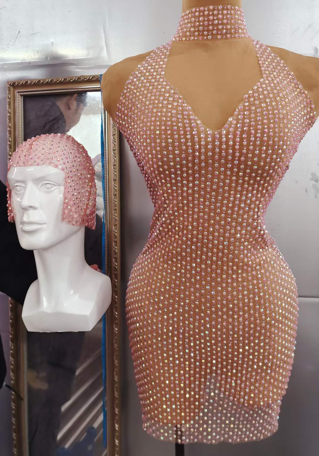 AD1123 Sequined Halter Shinny Dress Club Sexy Stage Costume Women Bodycon Wholesale Prom Dresses