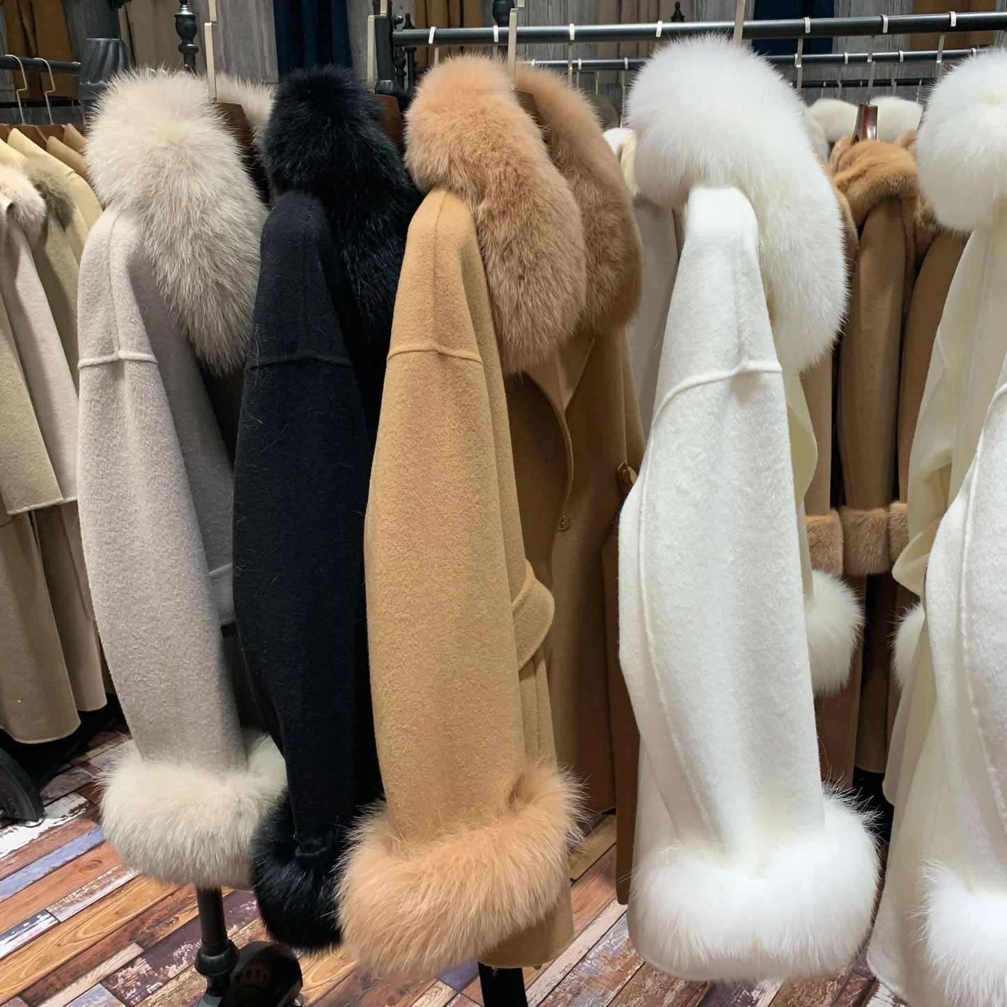 Belted Double Sided Wool Coat Ladies Cashmere Wool Coat With Detachable Fox Fur Collar