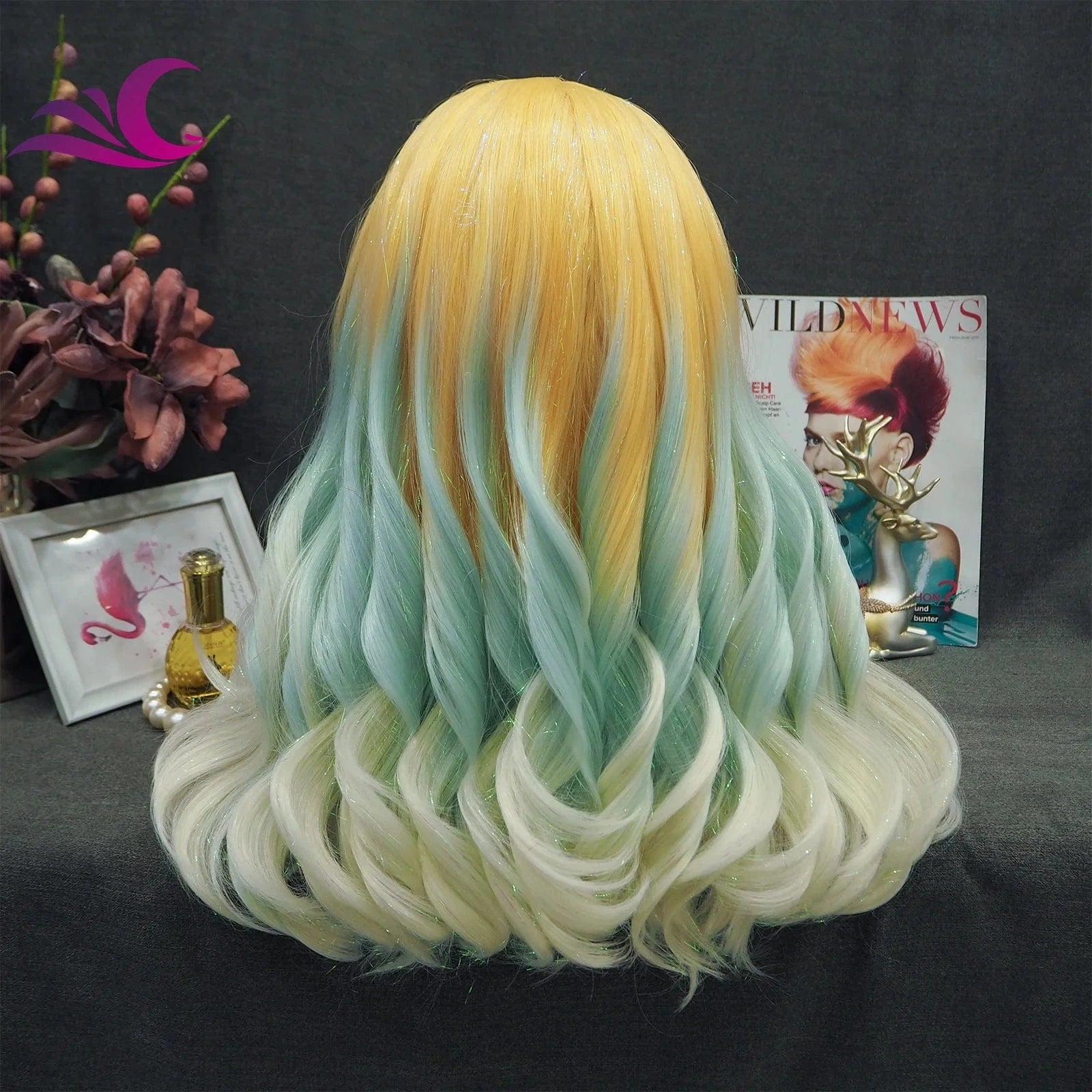 Celebrity shoulder length glitter tinsel hair wig ombre blonde green colorful synthetic hair wig for drag cosplay party