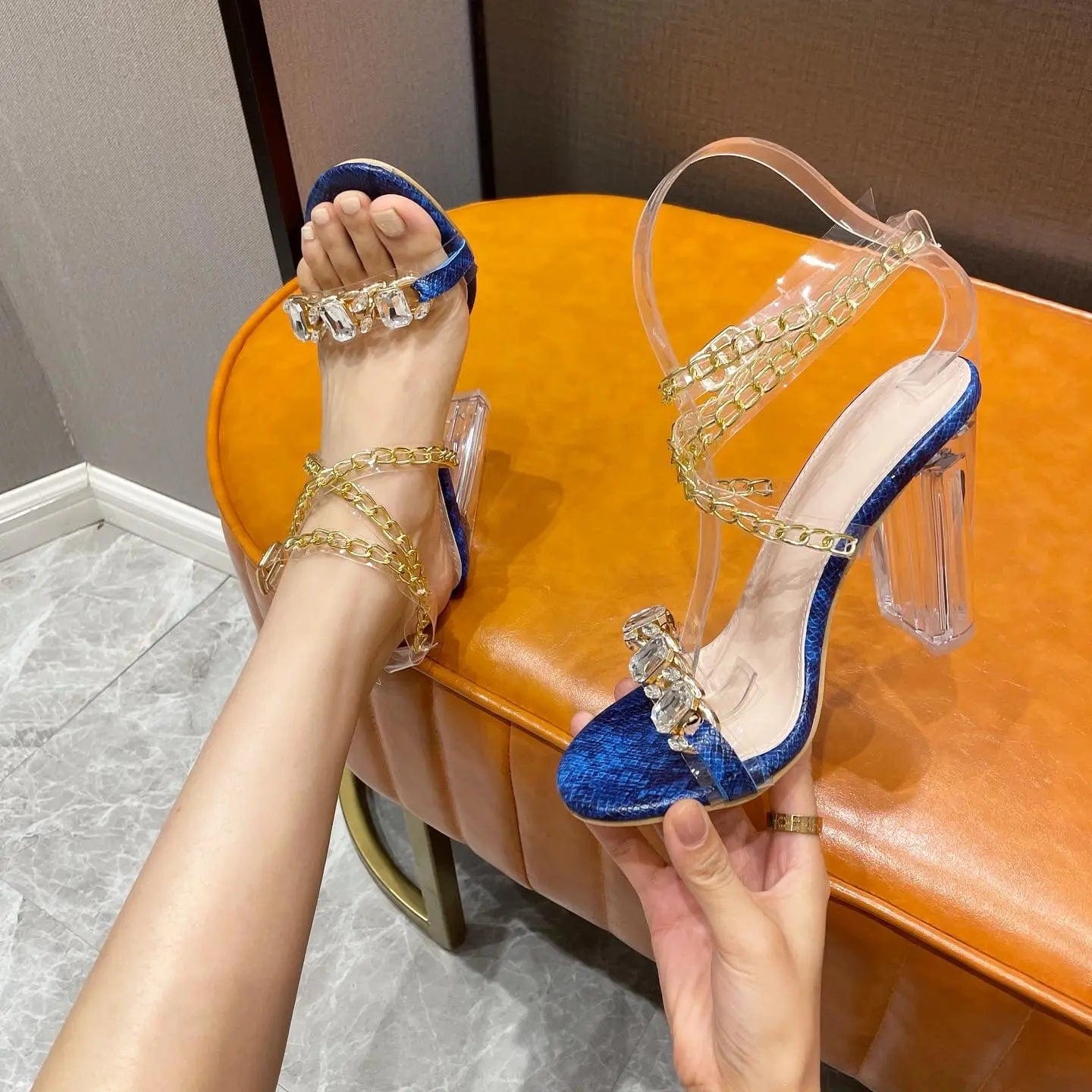Elegant Big Crystal Decoration High Heels Sandals Women Fashion Chain Ankle Strap Rome Sandals 2023 Summer Party Shoes