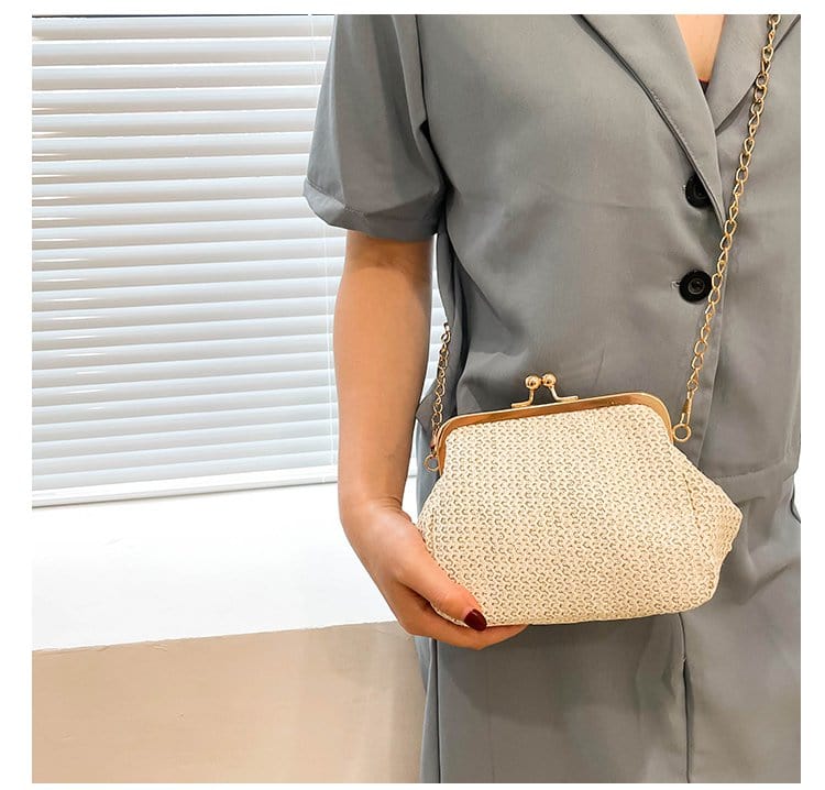 Ethnic Boho Women Colorful Shell Clutch Purse Ladies Small Straw Messenger Bag with Chain