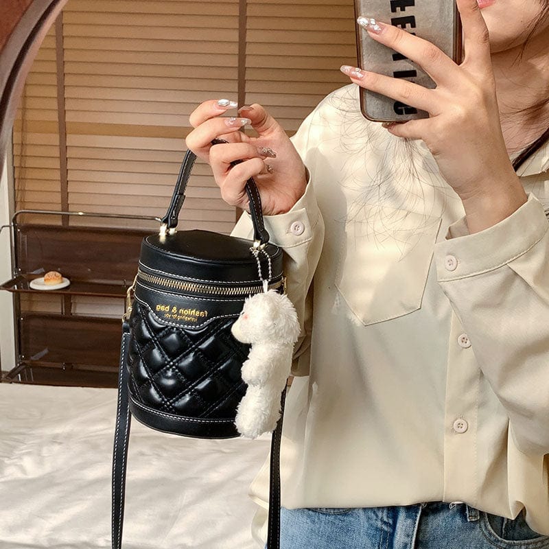 Factory Latest Bucket Bags 2022 Young Ladies Fashion Leather Handbags Girls Popular Bucket Purses For Woman