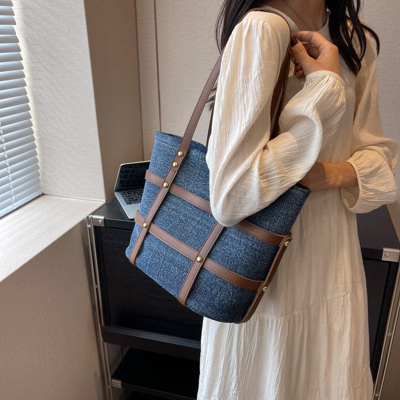 Factory Wholesale Handbags 2023 Light Lady Tote Bags Lady Fashion Purses For Woman