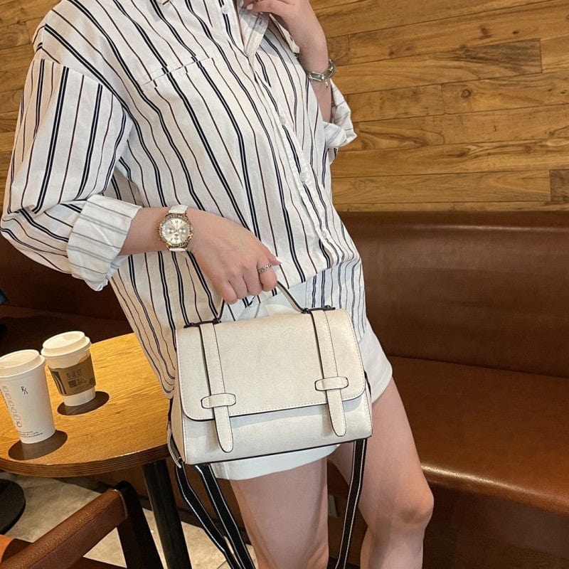 Factory wholesalers of handbags leather crossbody bag custom cow leather purses and handbags 2023