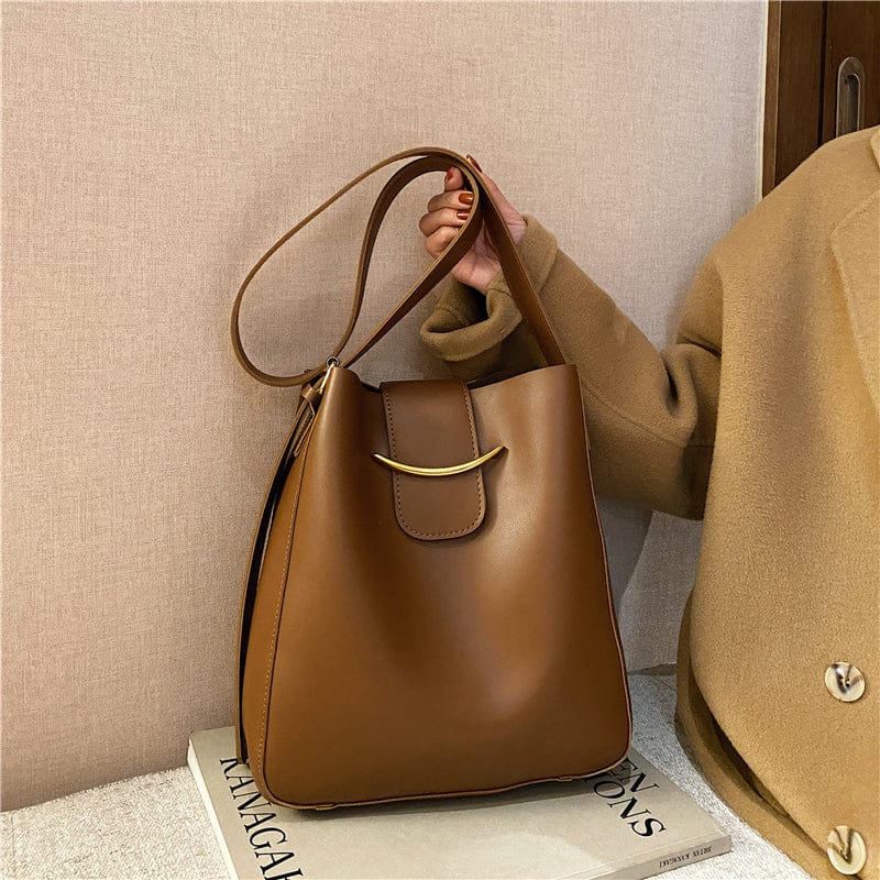 Fashion Hot Sell Large Handbags 2022 Girls Hot Sell Purses Females Korean Style Hand Bags For Young Woman