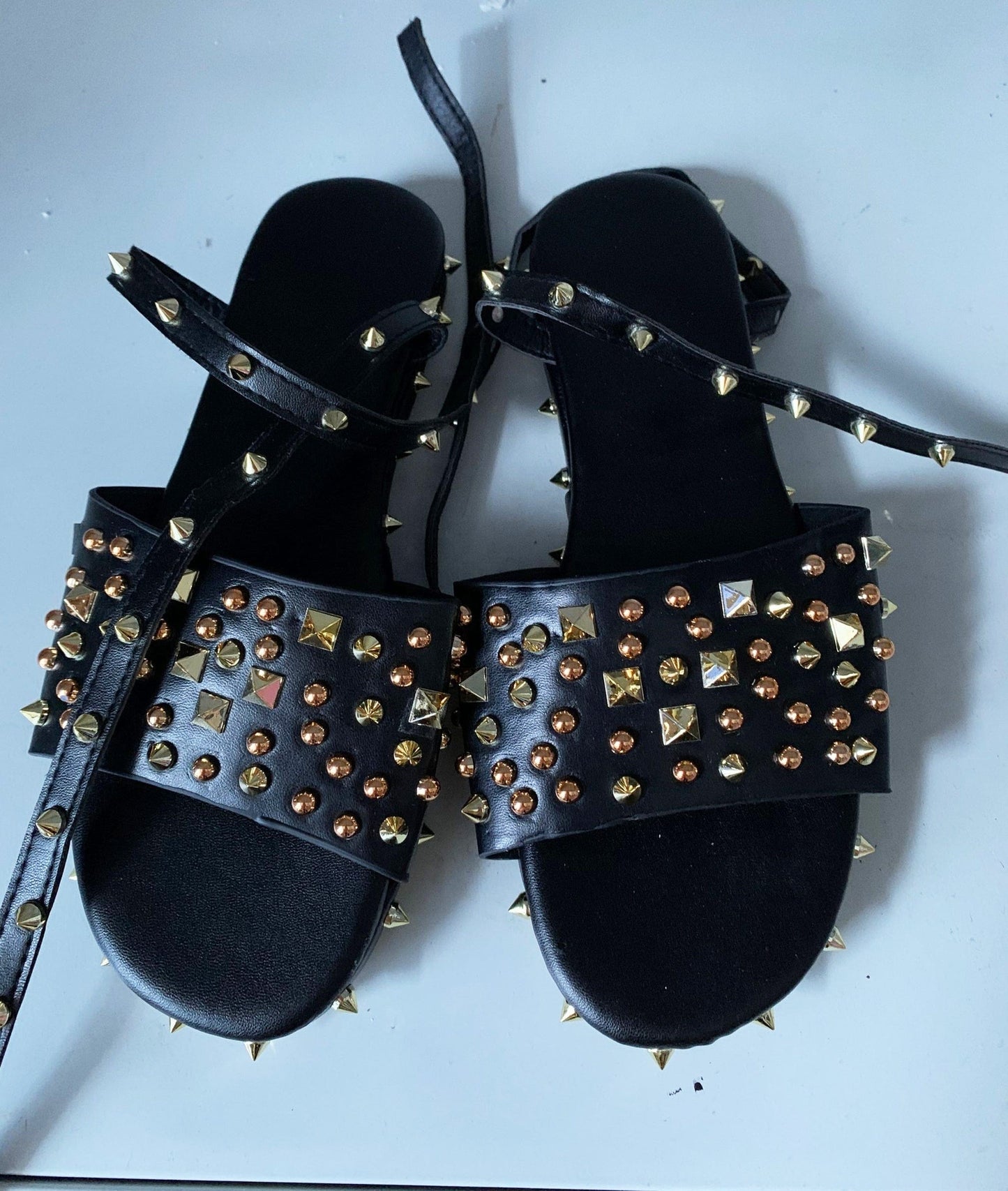 Fashion New Style Glitter Footwear Slides with Studded Decoration Flat Plus Size Women's Rivets Sandals